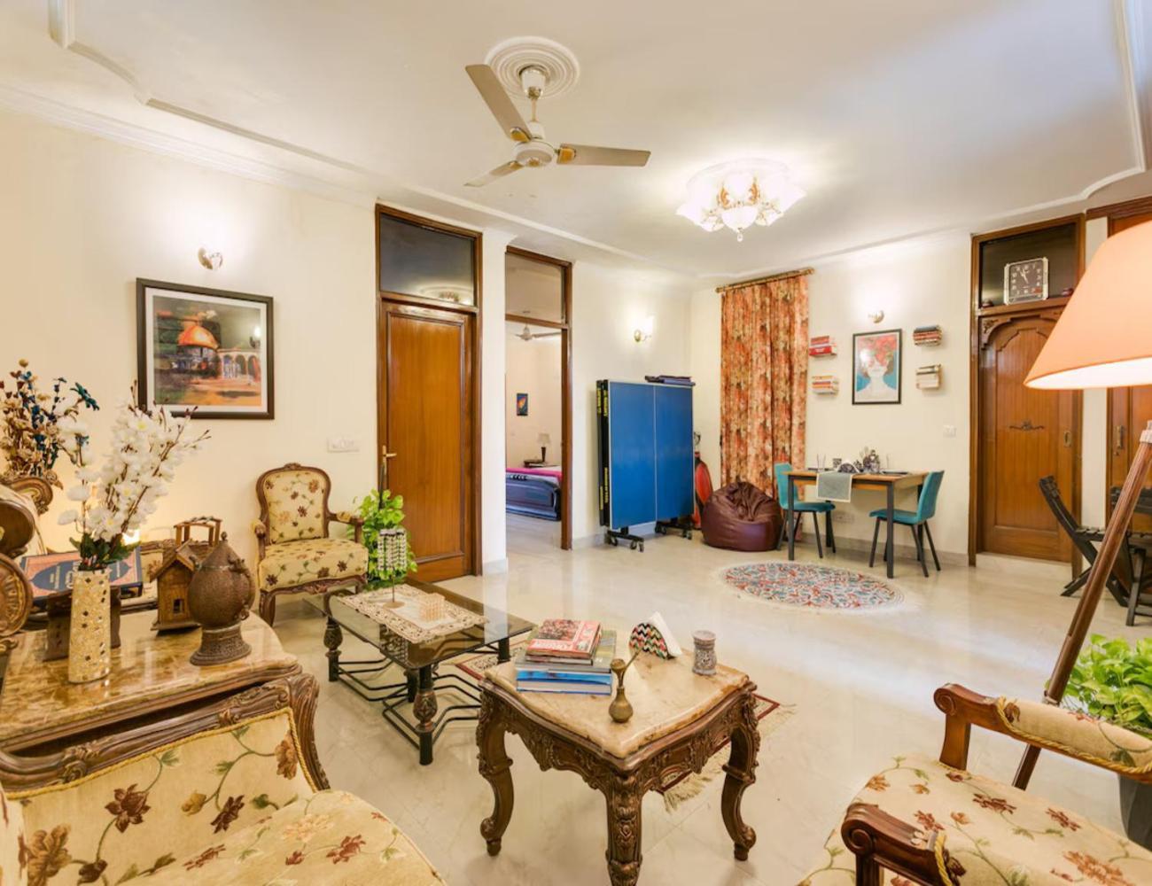 Quaint Penthouse 2bhk Kailash Hill *